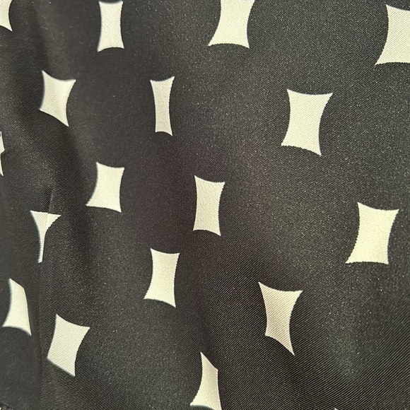 Sleeveless Dress - Picture 3 of 4